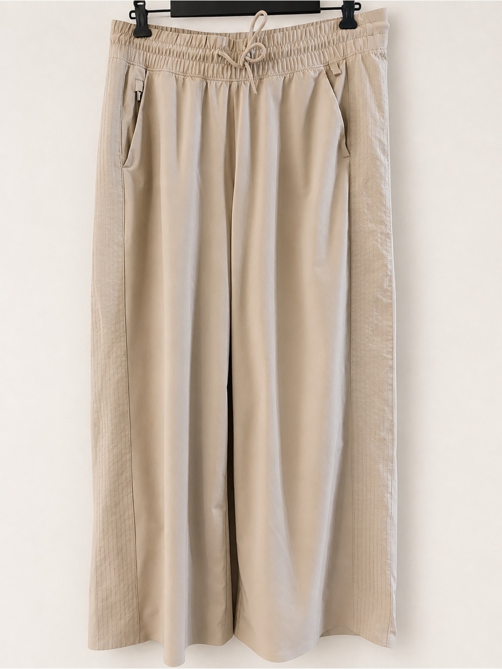 Athleta Beige Cropped Wide-Leg Drawstring Pants